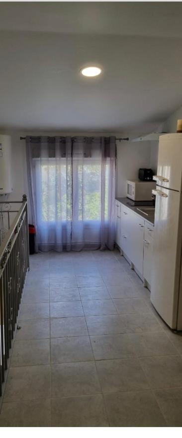 R1/logement proche de Paris - VILLIERS LE BEL  Buitenkant foto