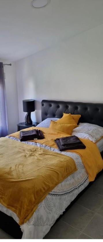 R1/logement proche de Paris - VILLIERS LE BEL  Buitenkant foto